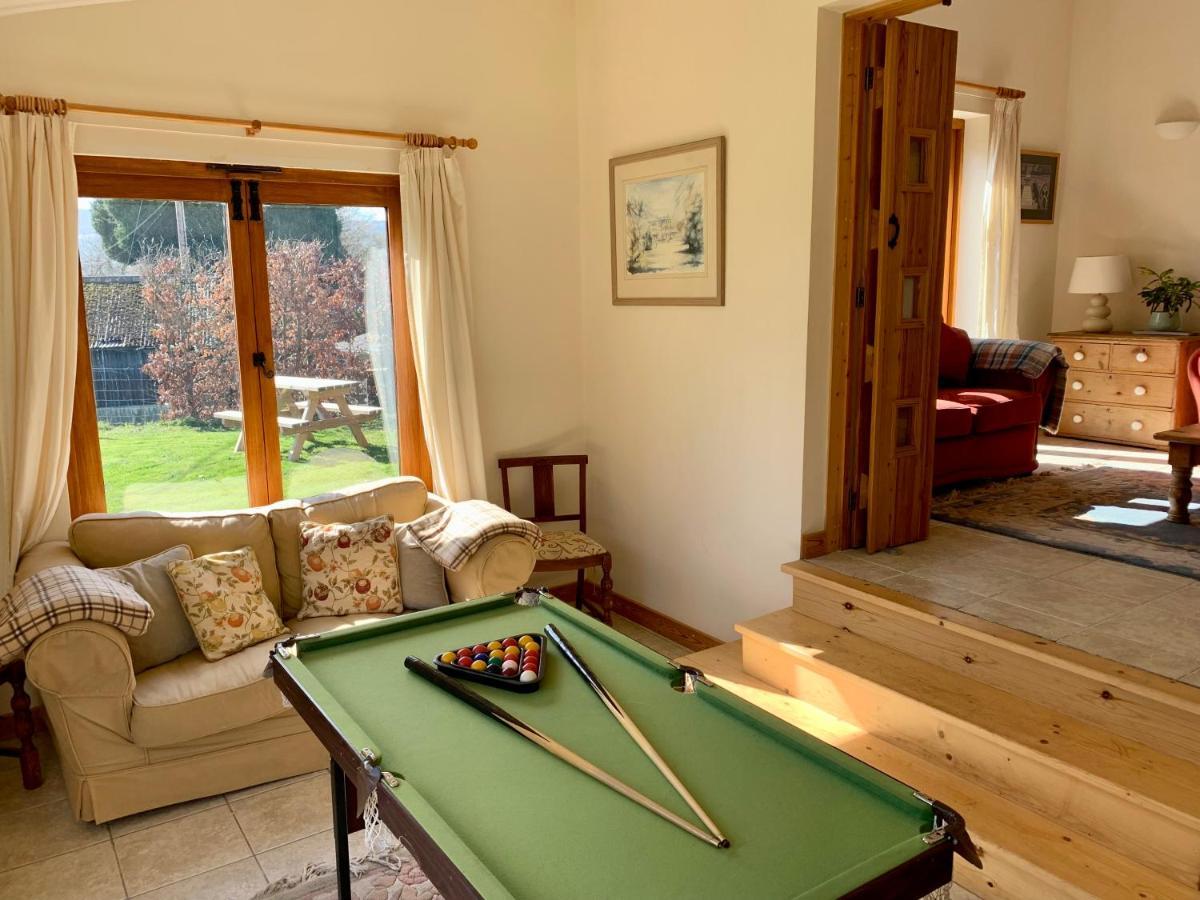 The Old Bull Pen Villa Abergavenny Eksteriør bilde